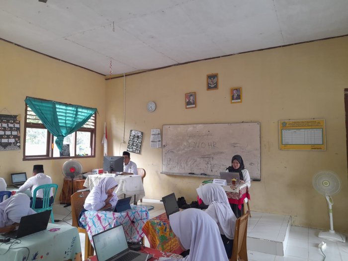 Pelaksanaan Tes Kemampuan Akademik (TKA) di MTsN 7 Muaro Jambi Berjalan Lancar